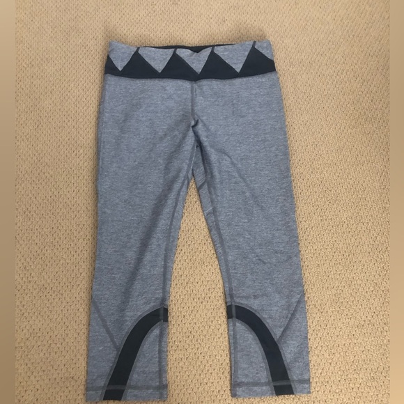 Lululemon Run: Inspire Crop II - Picture 4 of 4